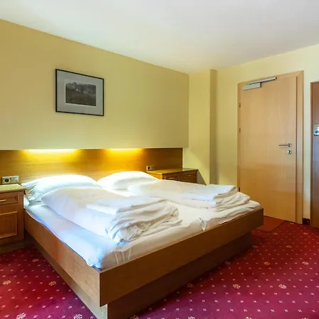 Regina's Apart Апартаменты *