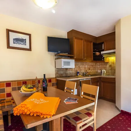 Regina's Apart Апартаменты *